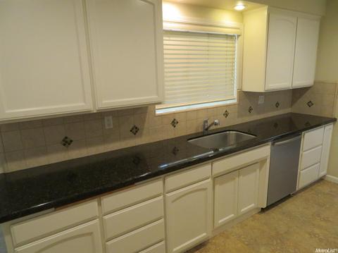 2100 Claremont Rd, Carmichael, CA 95608 photo 8