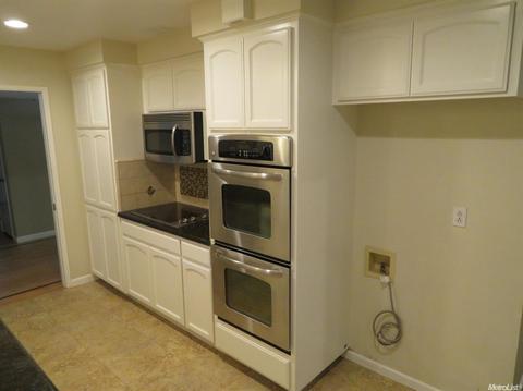 2100 Claremont Rd, Carmichael, CA 95608 photo 11