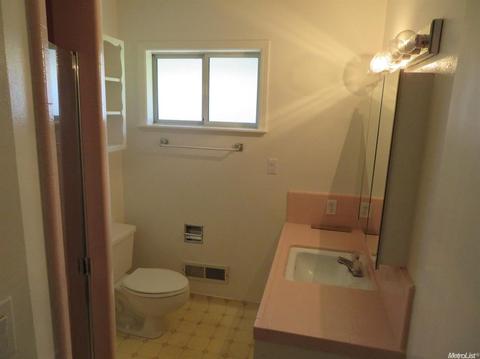 2100 Claremont Rd, Carmichael, CA 95608 photo 24
