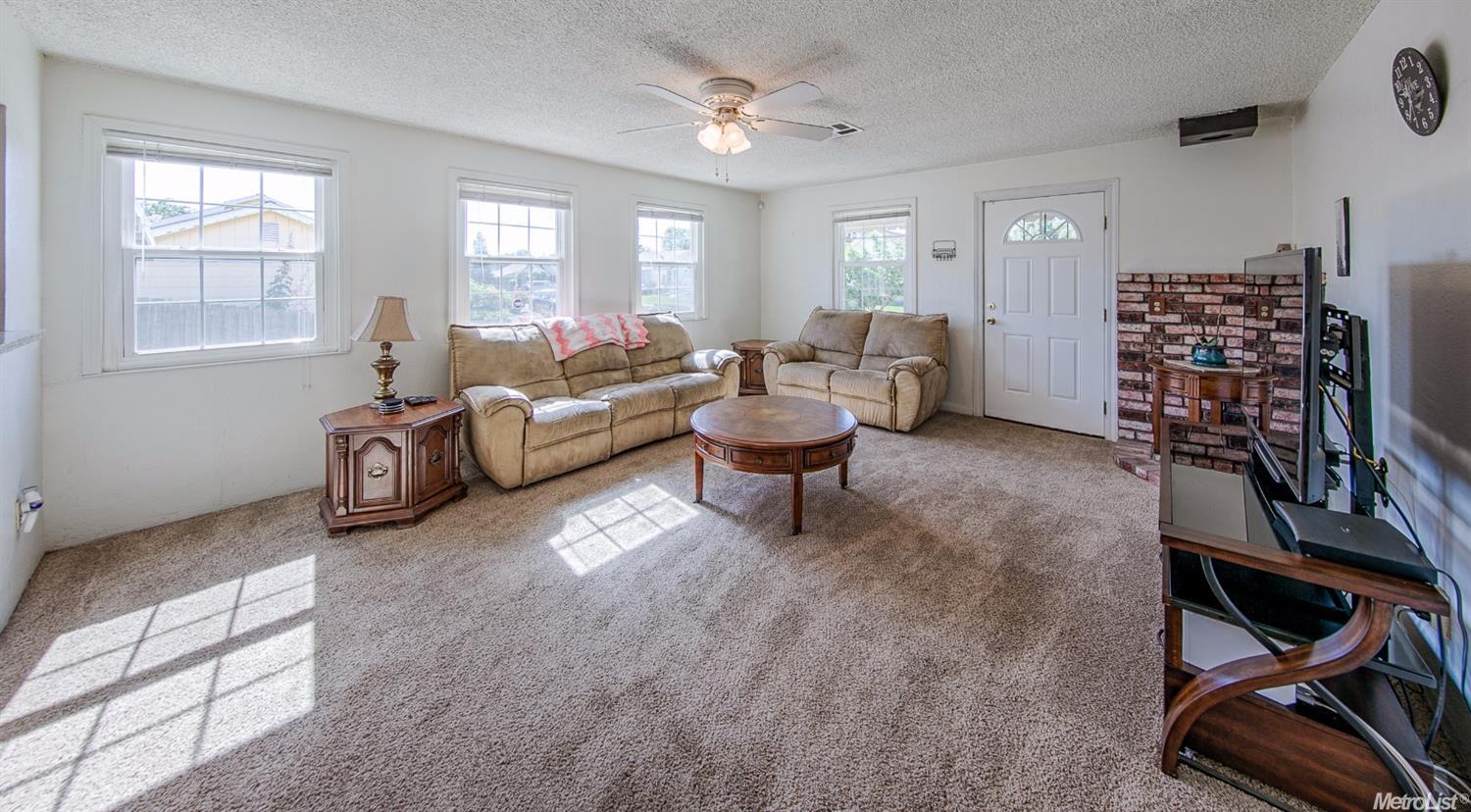 853 Marion St, Manteca, CA 95337 photo 6