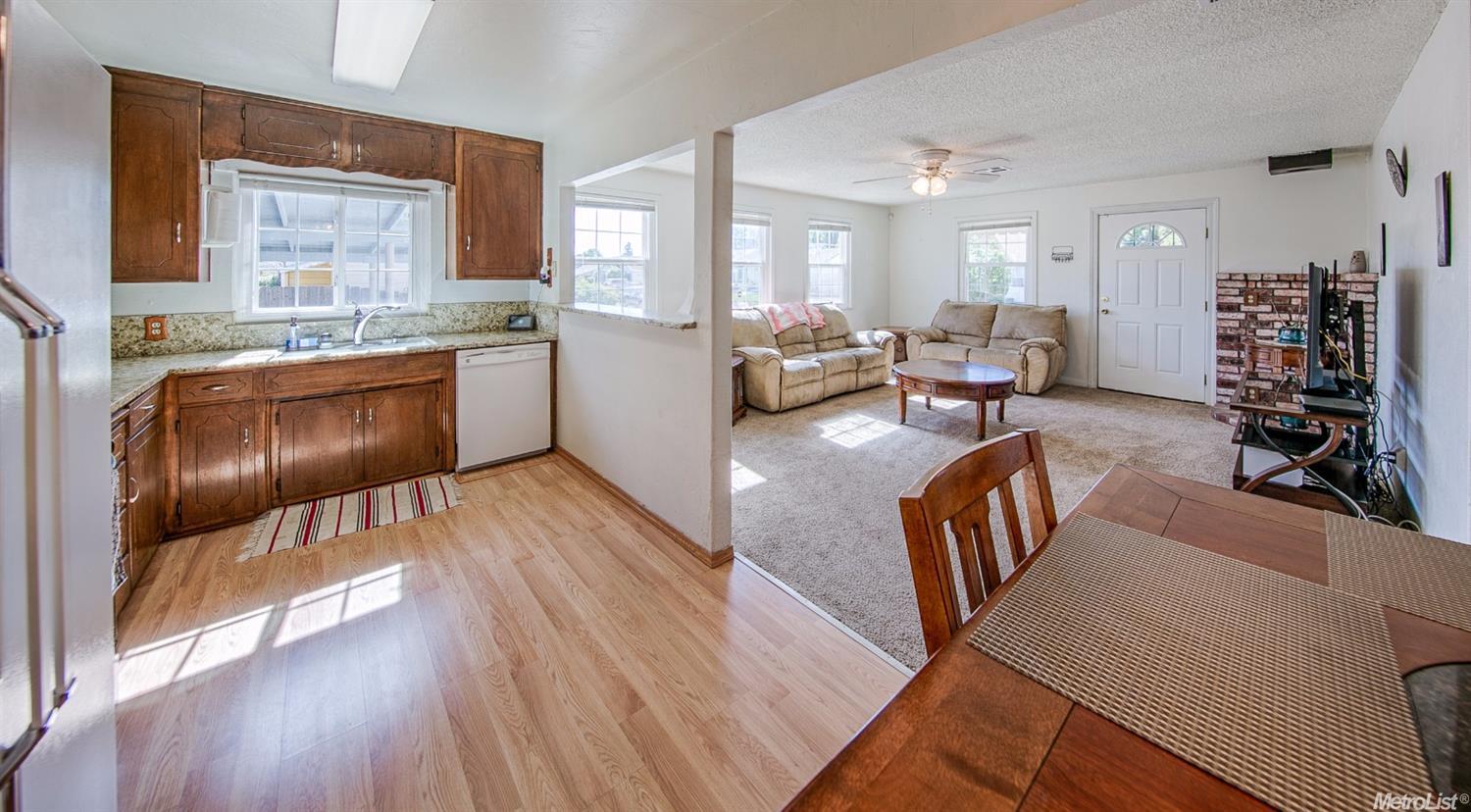 853 Marion St, Manteca, CA 95337 photo 11