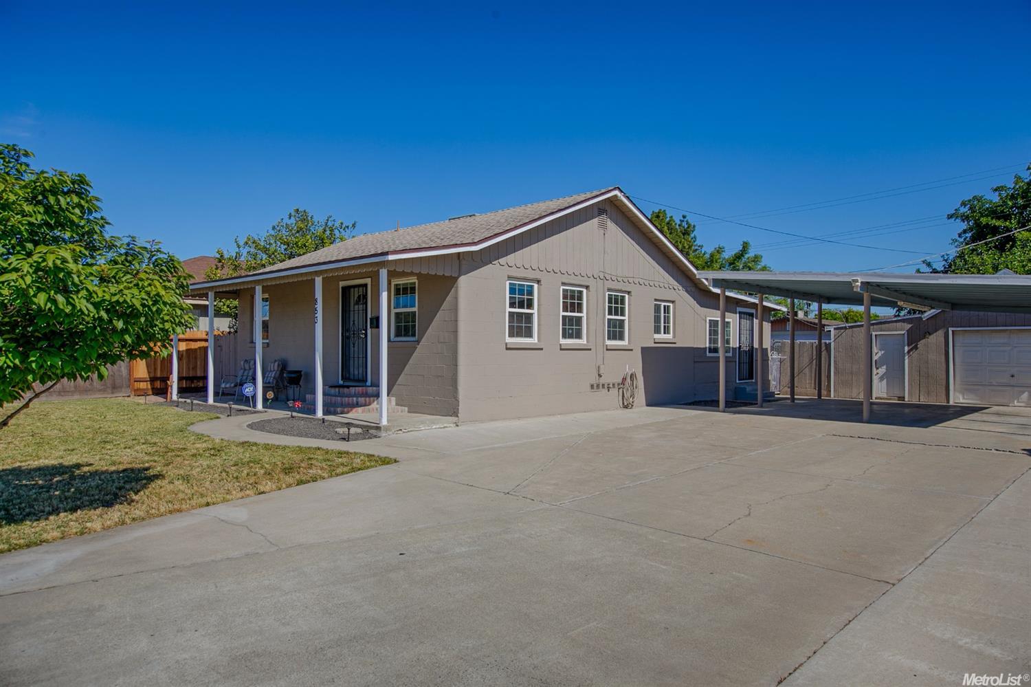 853 Marion St, Manteca, CA 95337 photo 2