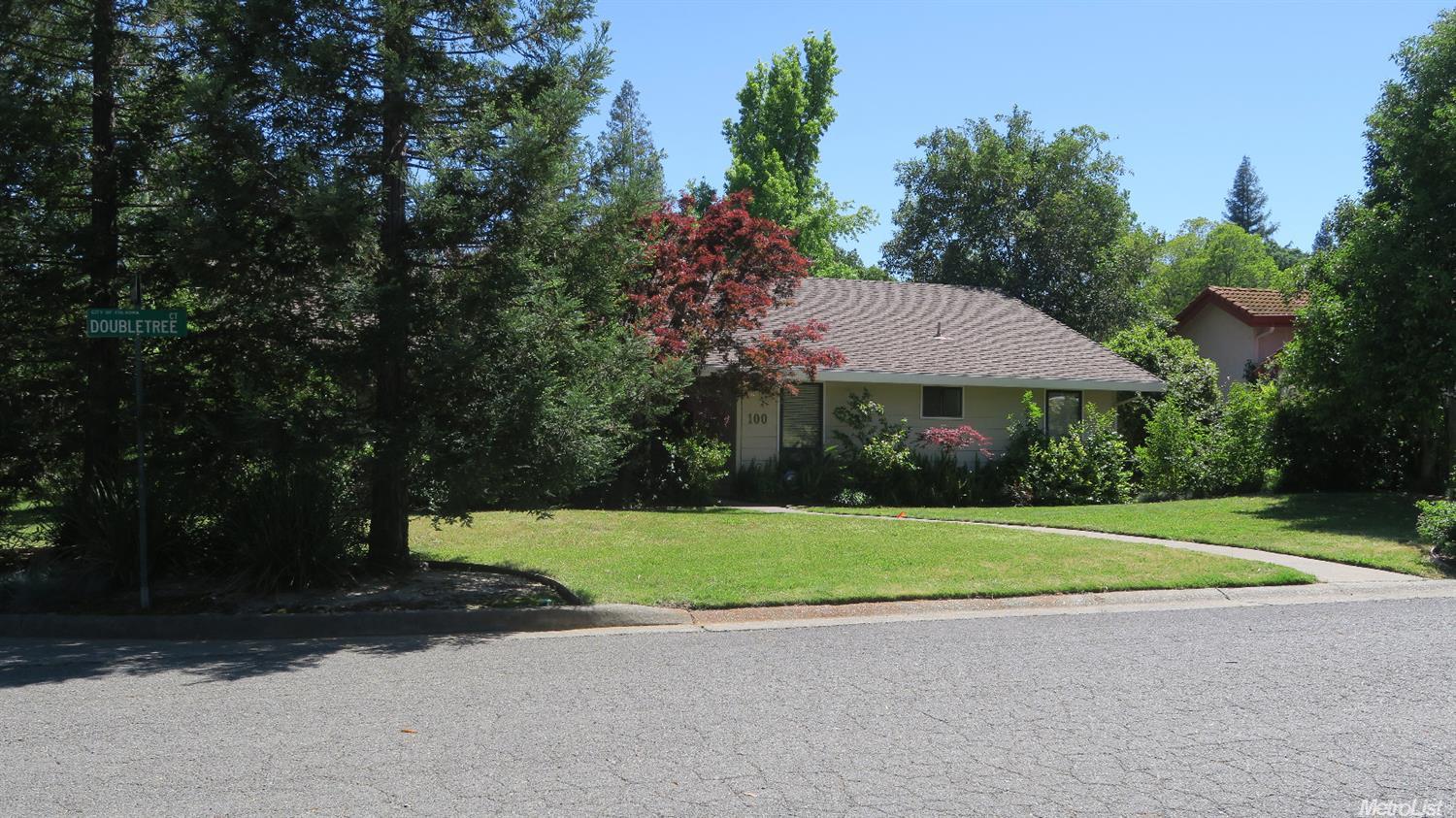 100 Doubletree Ct, Folsom, CA 95630 photo 3