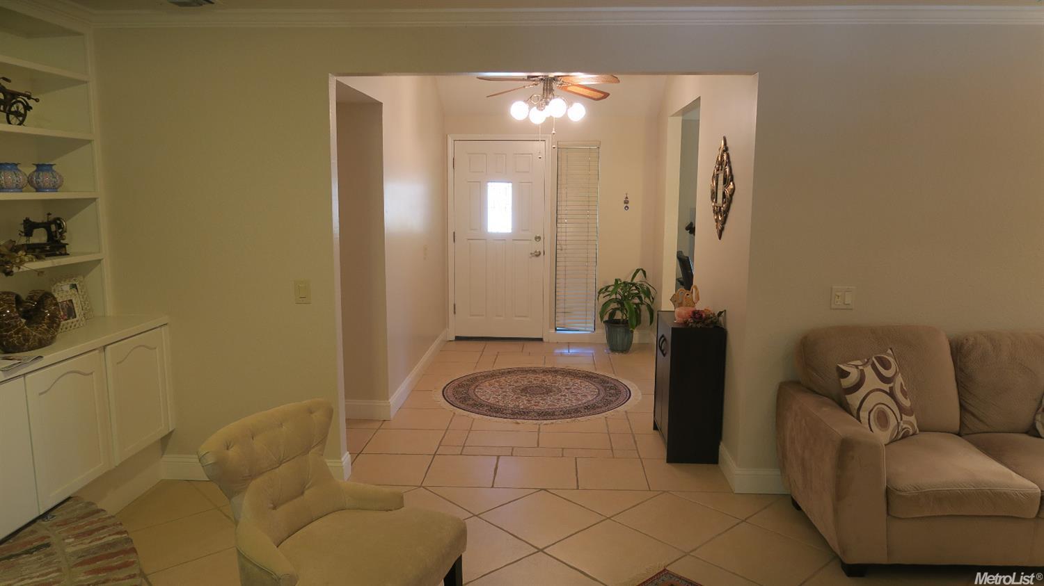 100 Doubletree Ct, Folsom, CA 95630 photo 8
