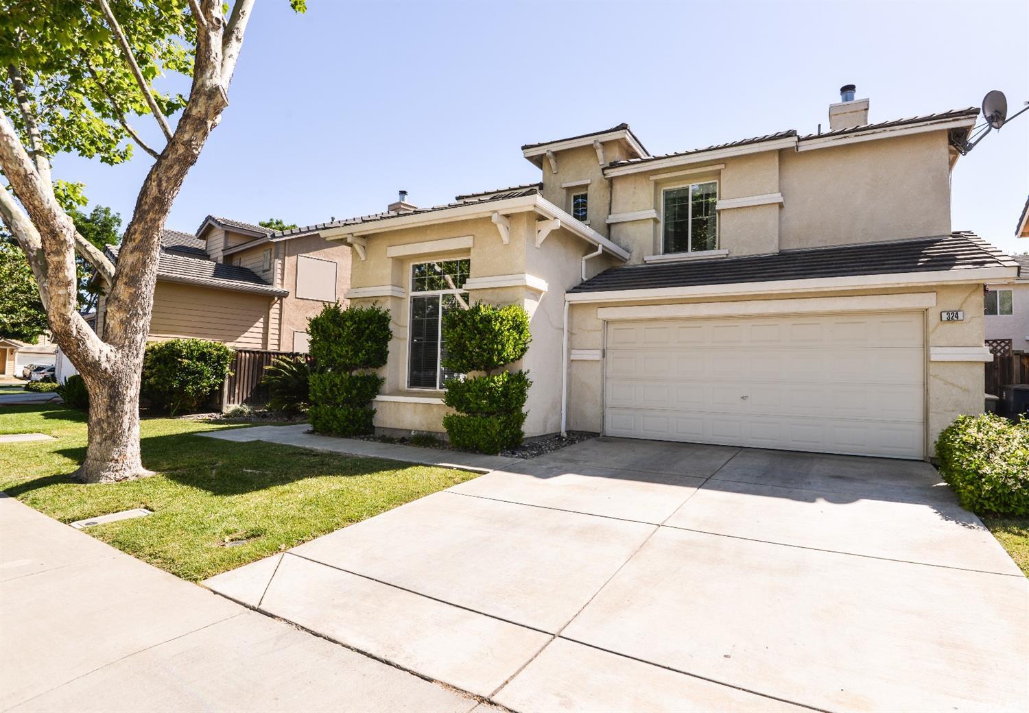 324 William Pishner Jr Dr, Tracy, CA 95376 photo 2