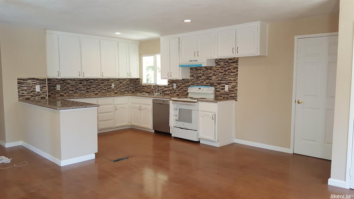2113 Bodega Ln, Modesto, CA 95350 photo 2