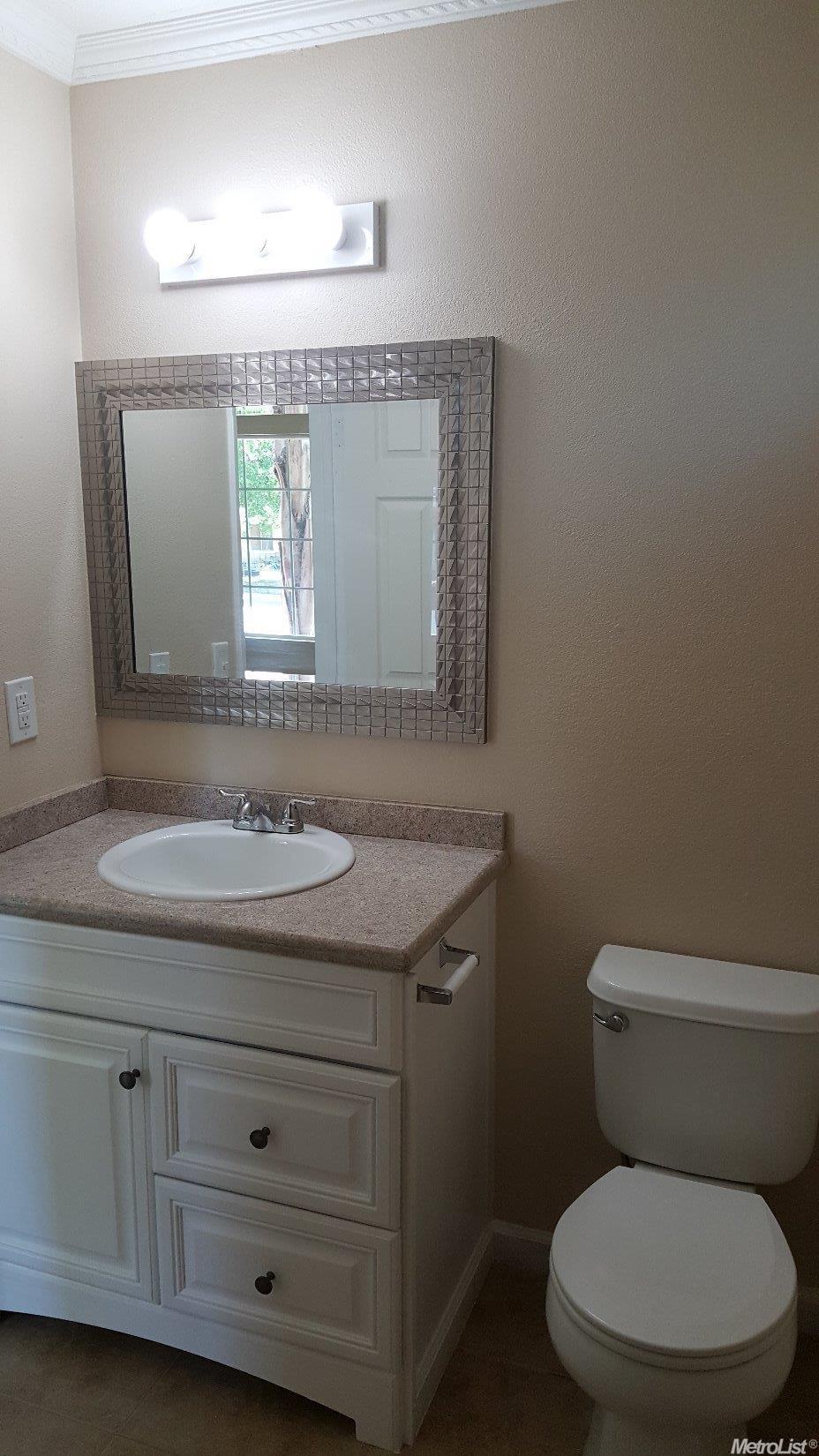 2113 Bodega Ln, Modesto, CA 95350 photo 9