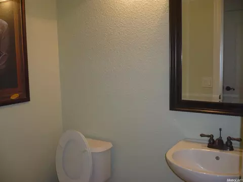 4605 Shade Tree Way, Antelope, CA 95843 photo 11