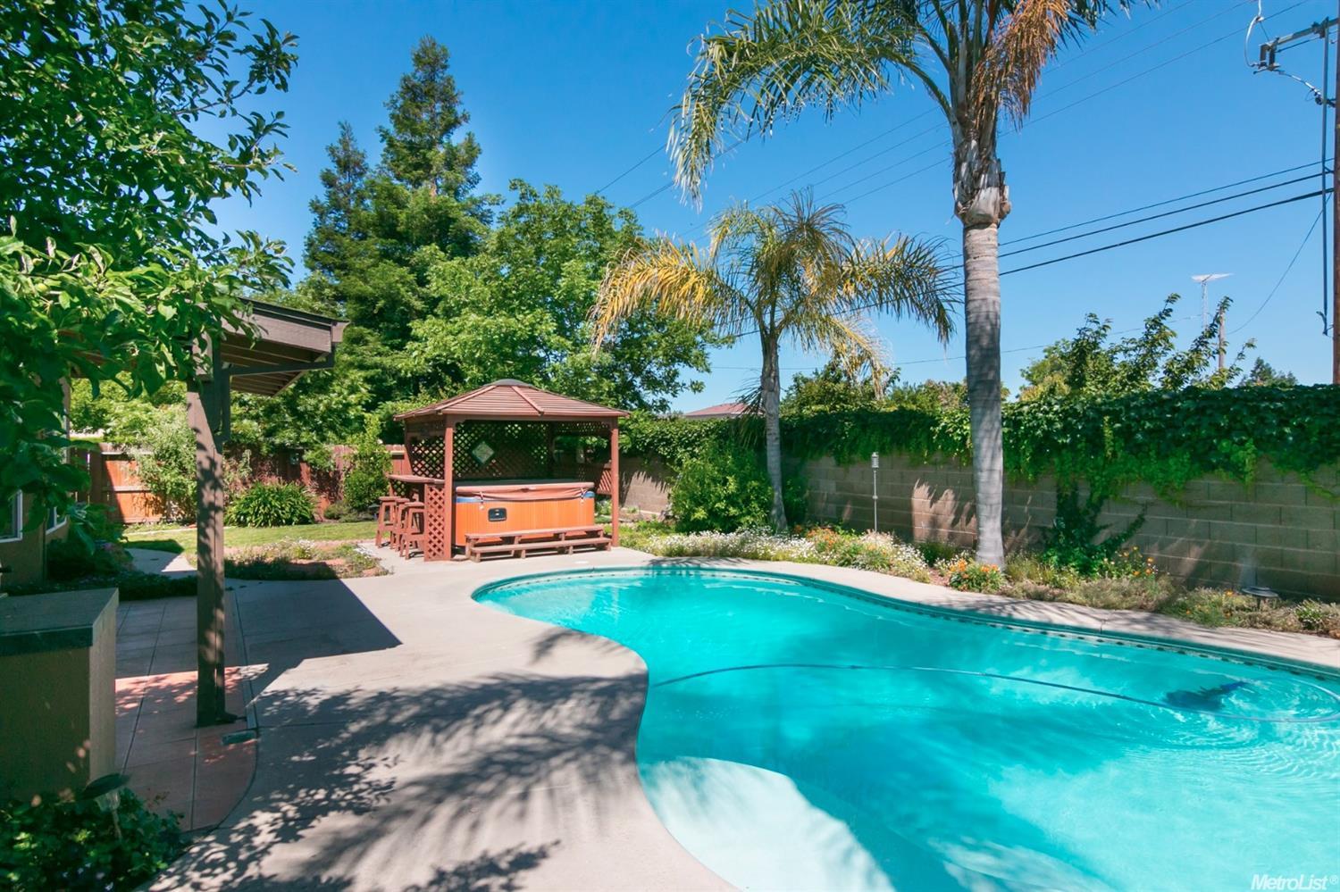 3713 Chant Ct, Modesto, CA 95355 photo 3
