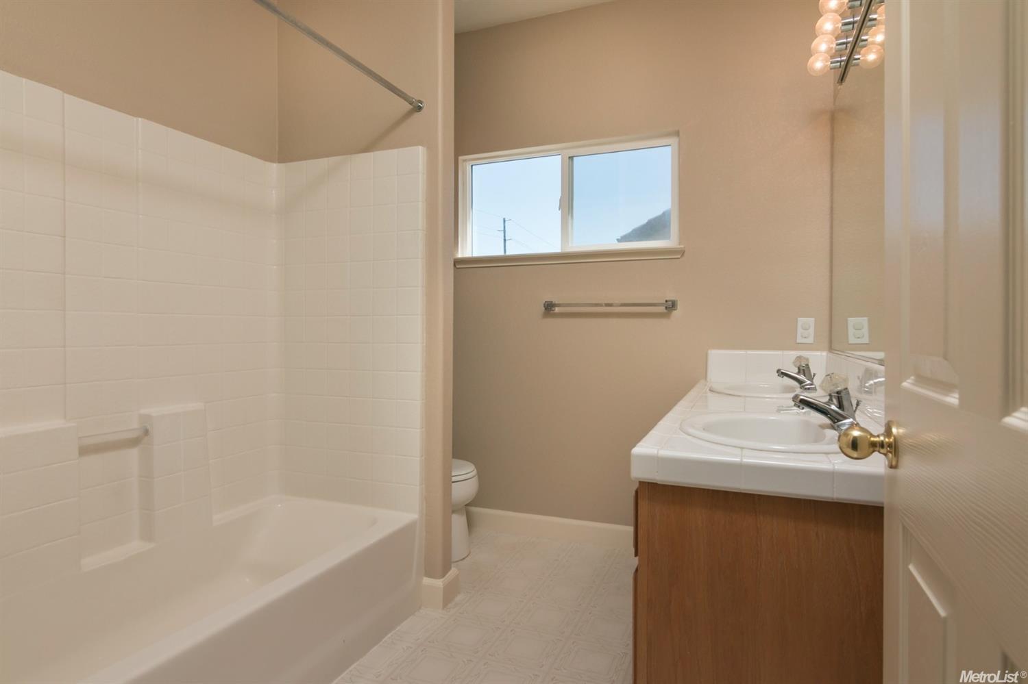 3713 Chant Ct, Modesto, CA 95355 photo 21