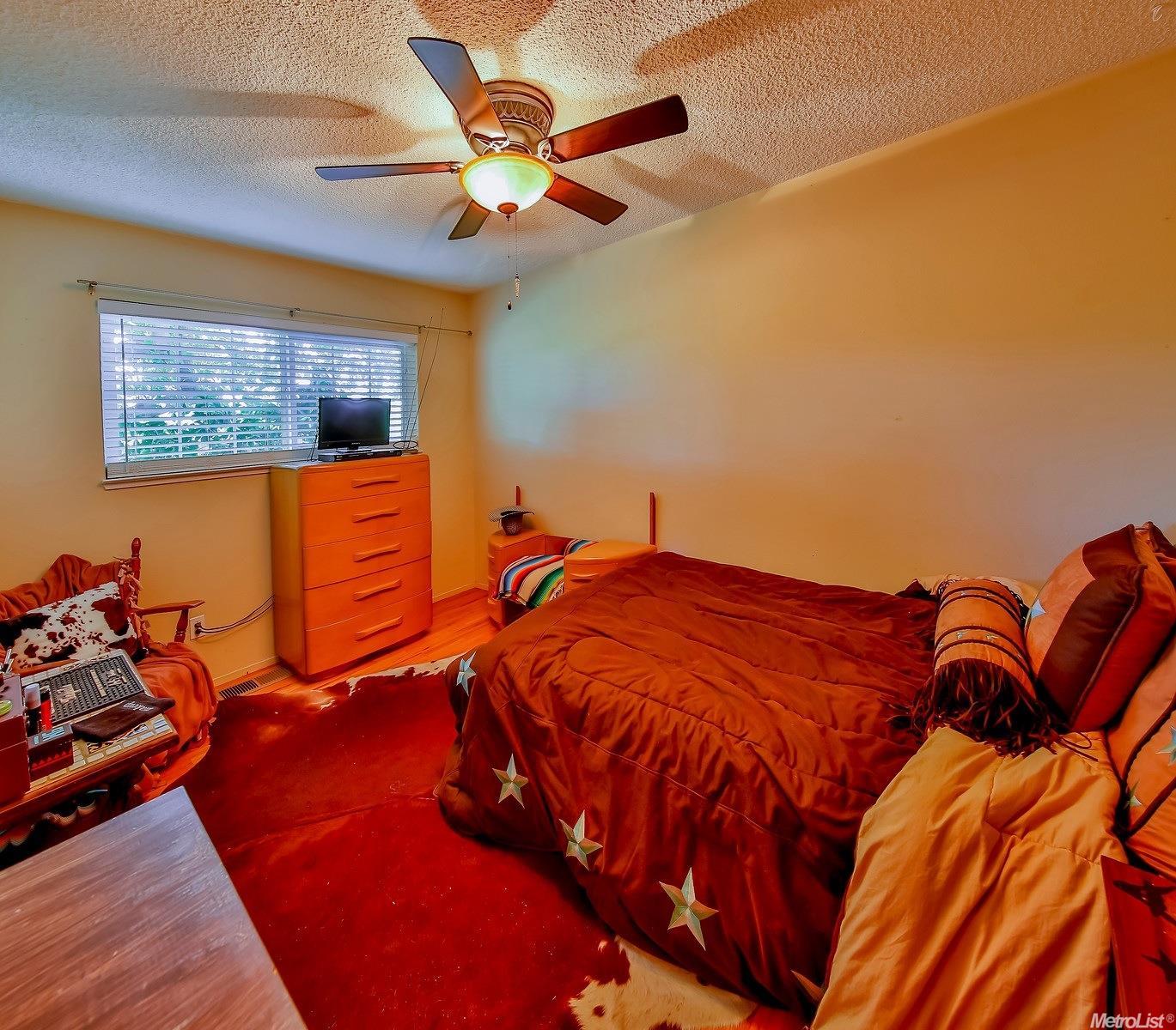 21992 Henry Rd, Escalon, CA 95320 photo 10