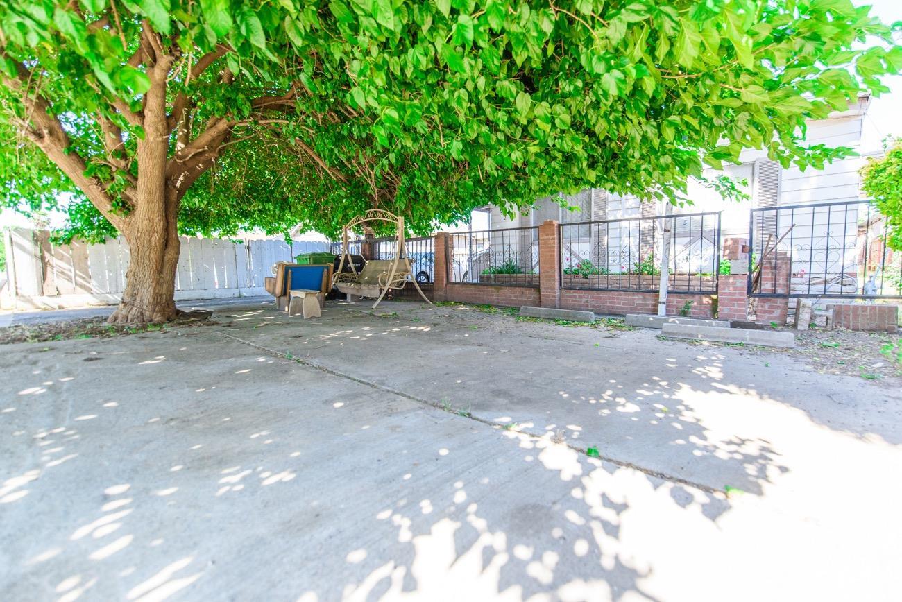 1322 Santa Fe Ave, Modesto, CA 95351 photo 3