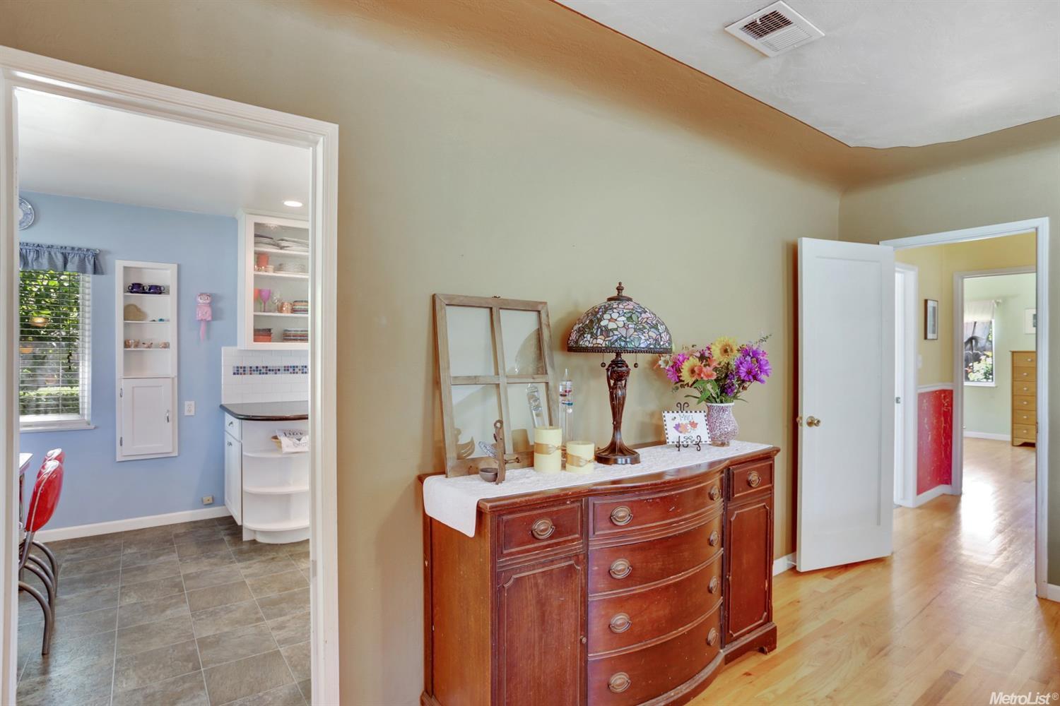 7 N Sunset Dr, Lodi, CA 95240 photo 8
