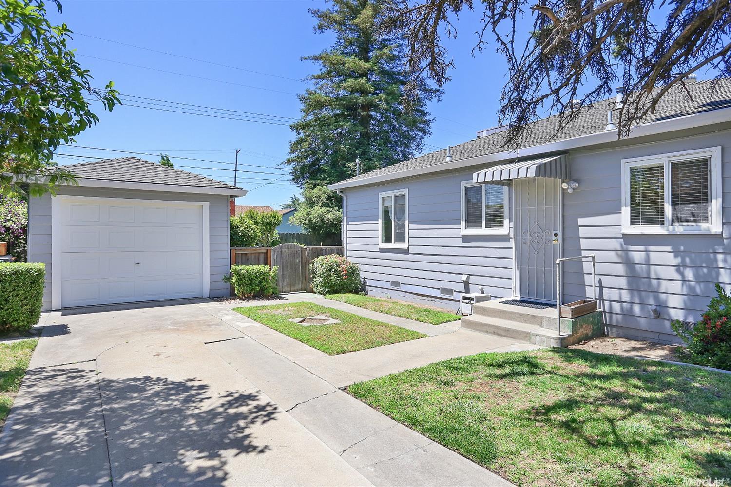7 N Sunset Dr, Lodi, CA 95240 photo 4