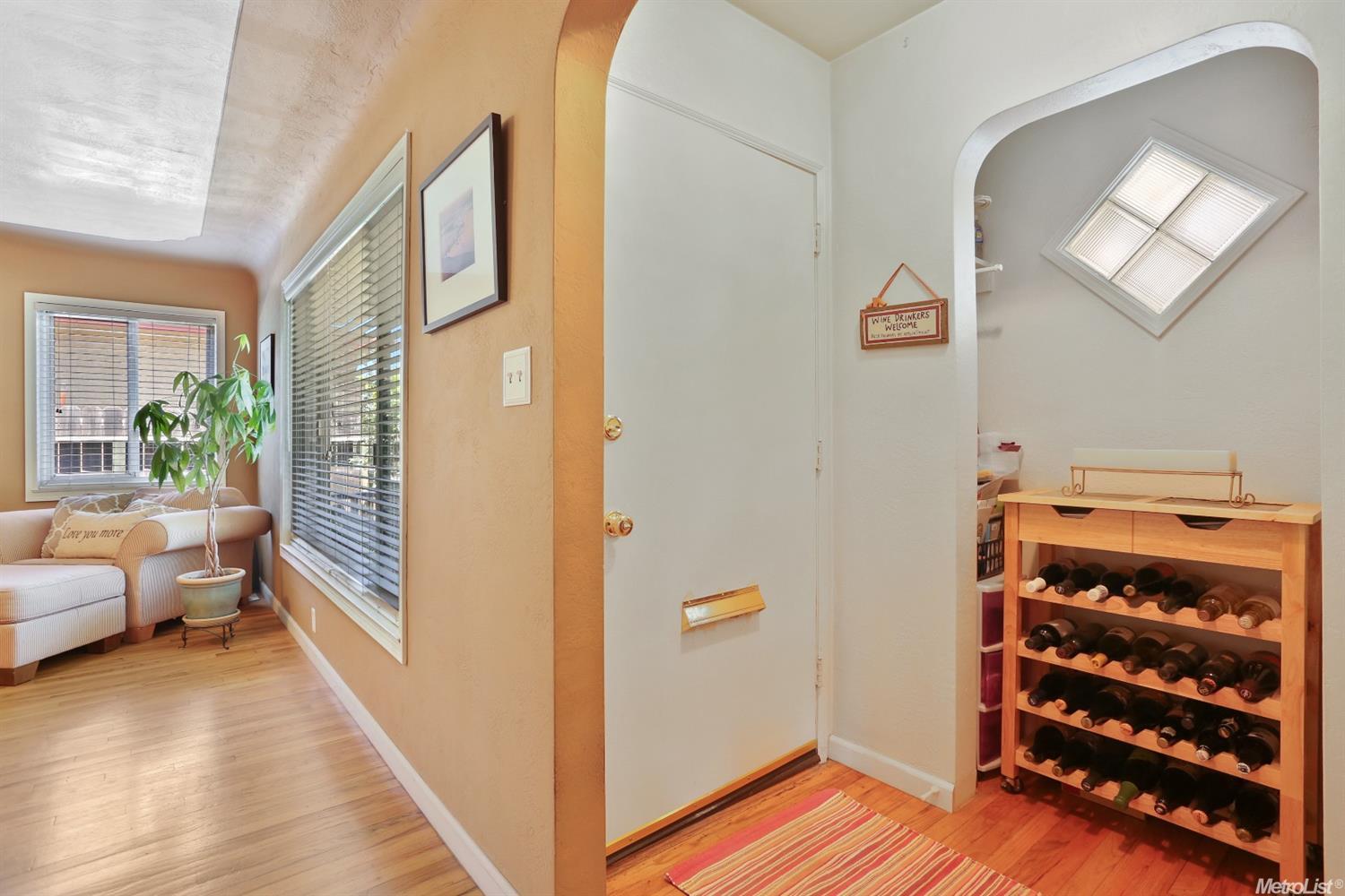 7 N Sunset Dr, Lodi, CA 95240 photo 5