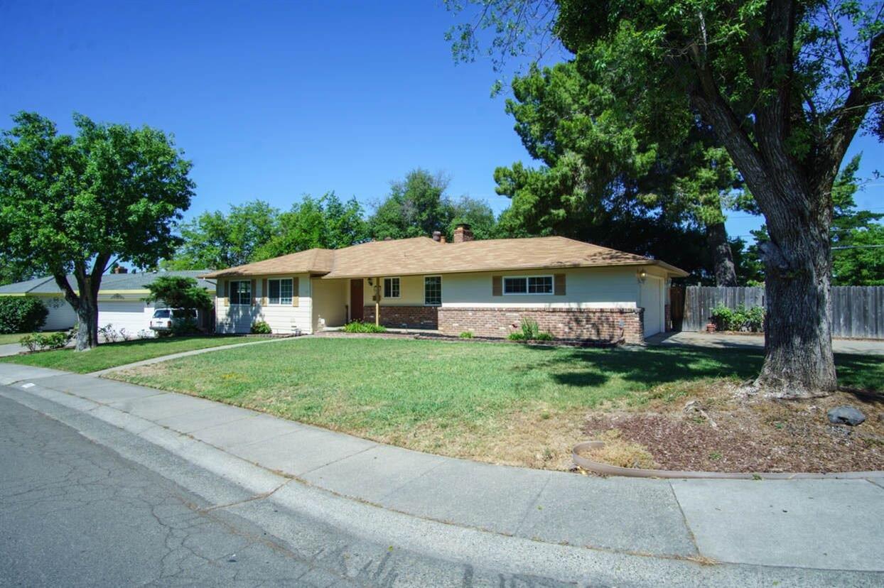 4723 Crestview Dr, Carmichael, CA 95608 photo 3