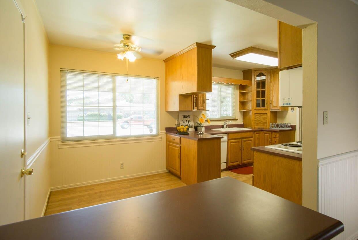 4723 Crestview Dr, Carmichael, CA 95608 photo 18