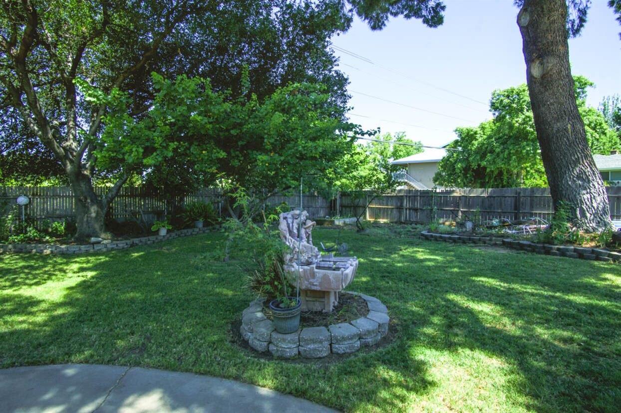 4723 Crestview Dr, Carmichael, CA 95608 photo 27