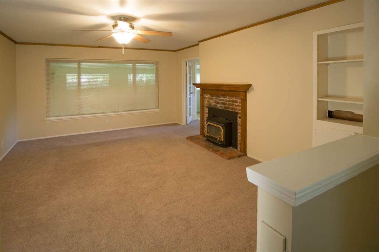 4723 Crestview Dr, Carmichael, CA 95608 photo 10
