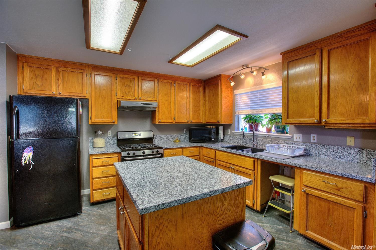 3304 Georgeann Pl, Ceres, CA 95307 photo 11