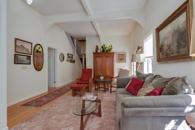 2870 Pleasant St, Placerville, CA 95667 photo 2