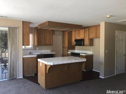 3804 Blaker Rd, Ceres, CA 95307 photo 2