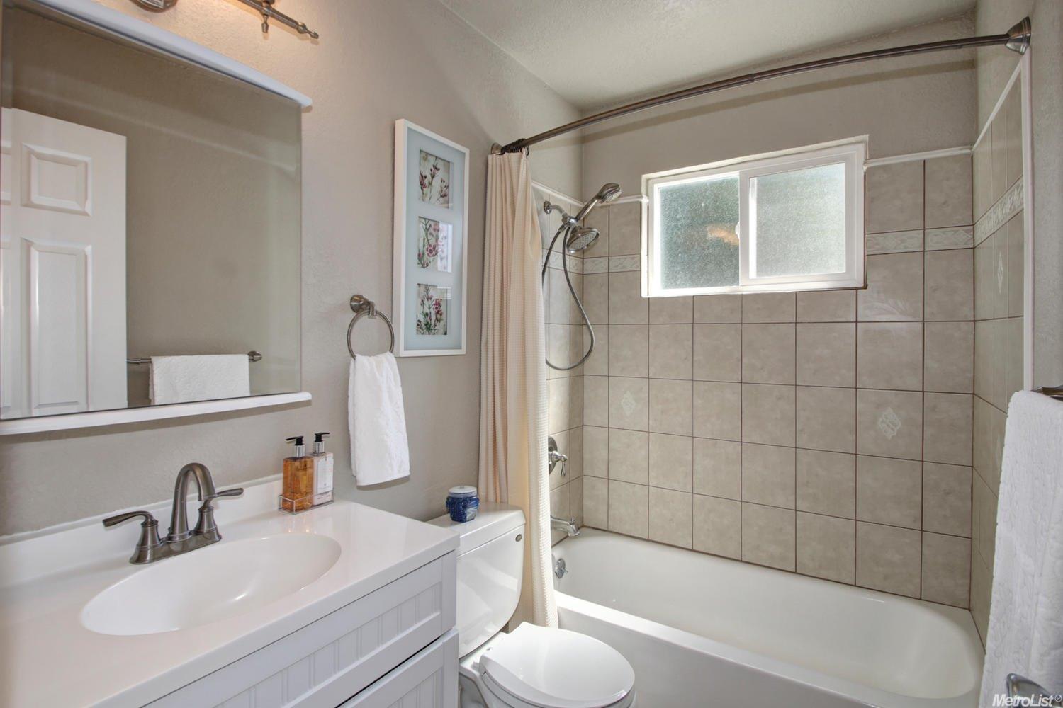 2525 Temple Dr, Davis, CA 95618 photo 16