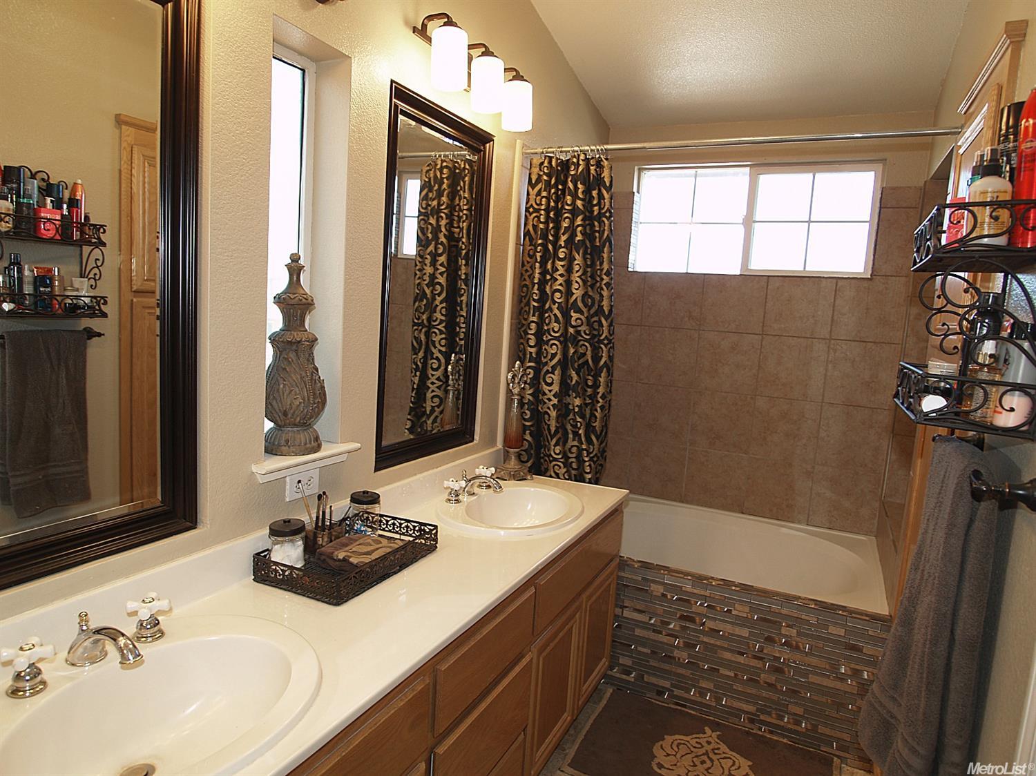214 Generations Ct, Manteca, CA 95337 photo 29
