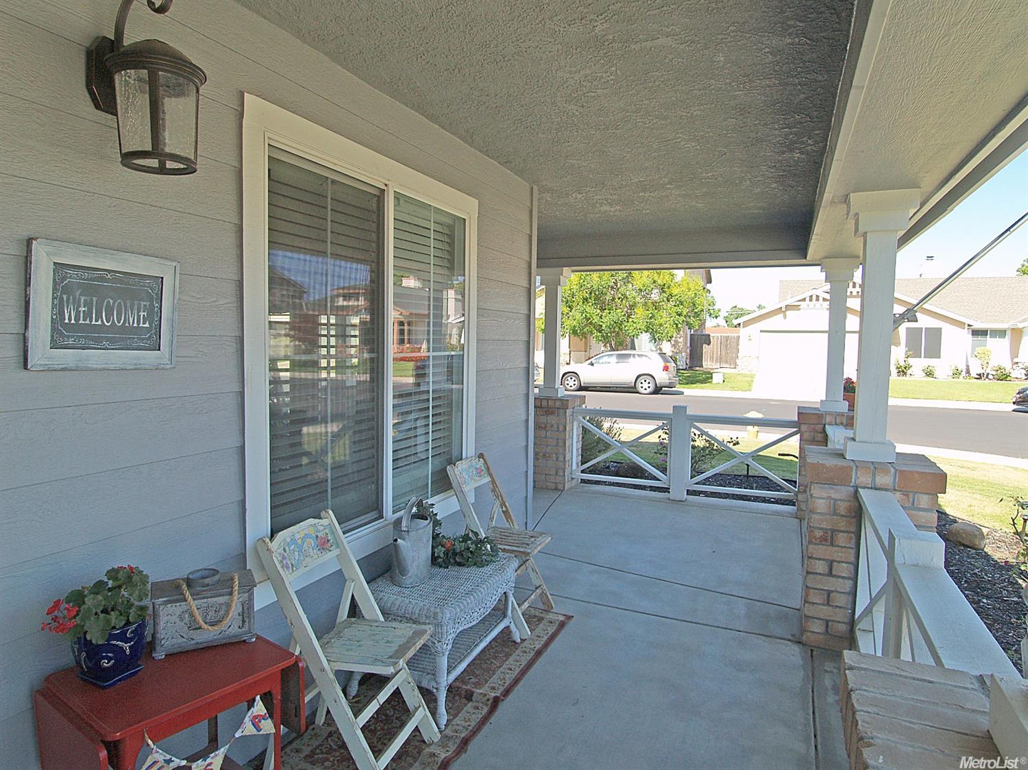 214 Generations Ct, Manteca, CA 95337 photo 4