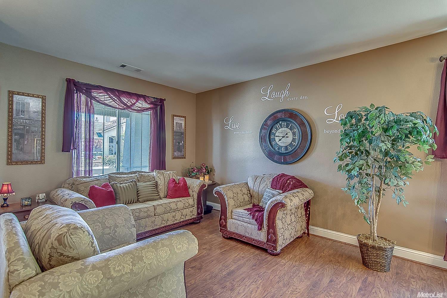 1129 Brookhaven Ln, Manteca, CA 95337 photo 4