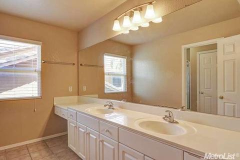 1512 Vinewood Way, Tracy, CA 95376 photo 16