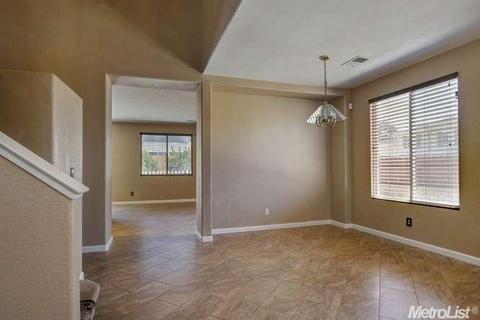 1512 Vinewood Way, Tracy, CA 95376 photo 8