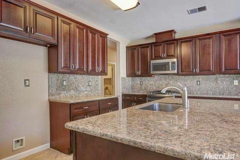 1512 Vinewood Way, Tracy, CA 95376 photo 4