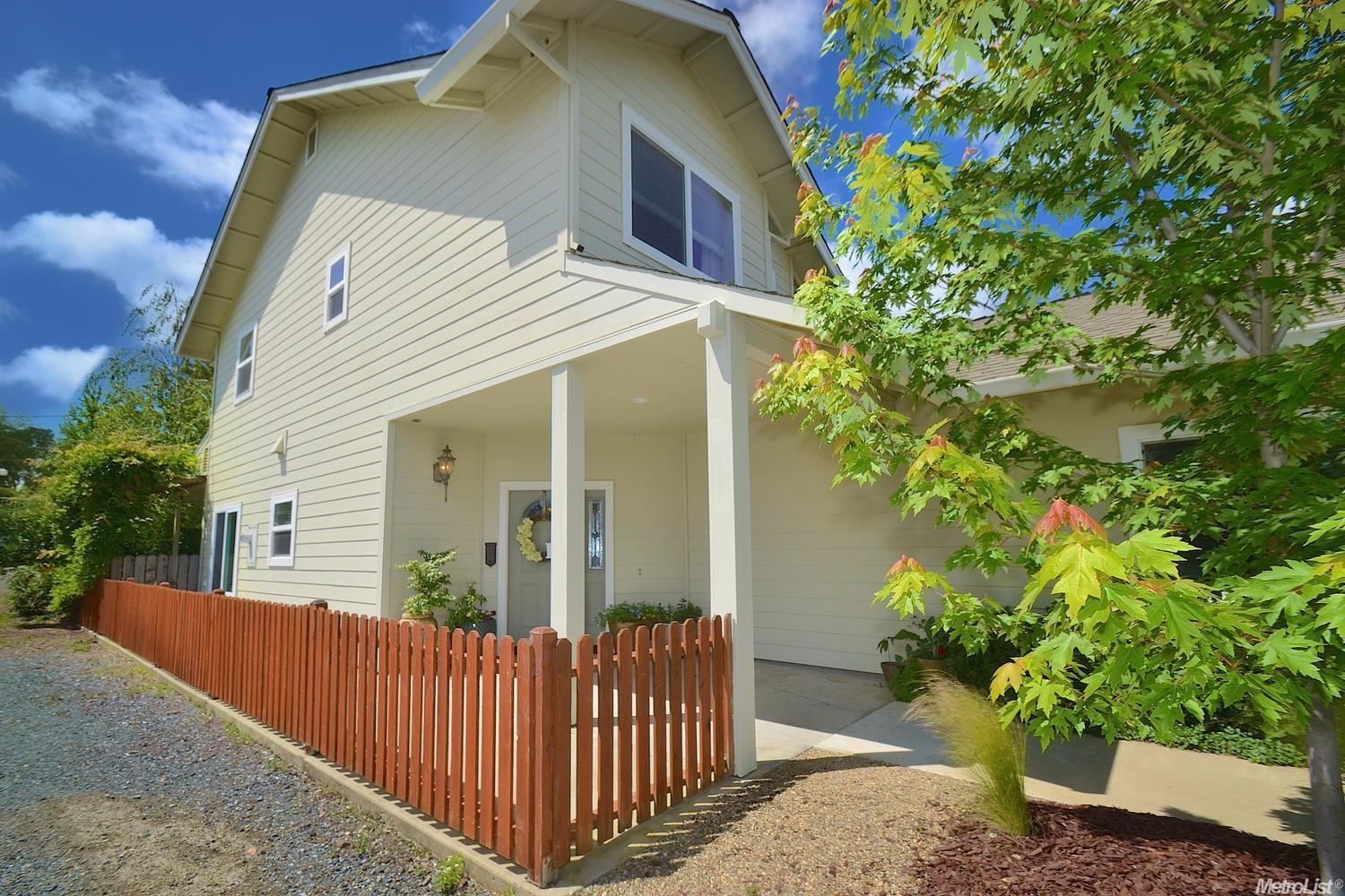 420 Hoffman St, Jackson, CA 95642 photo 2