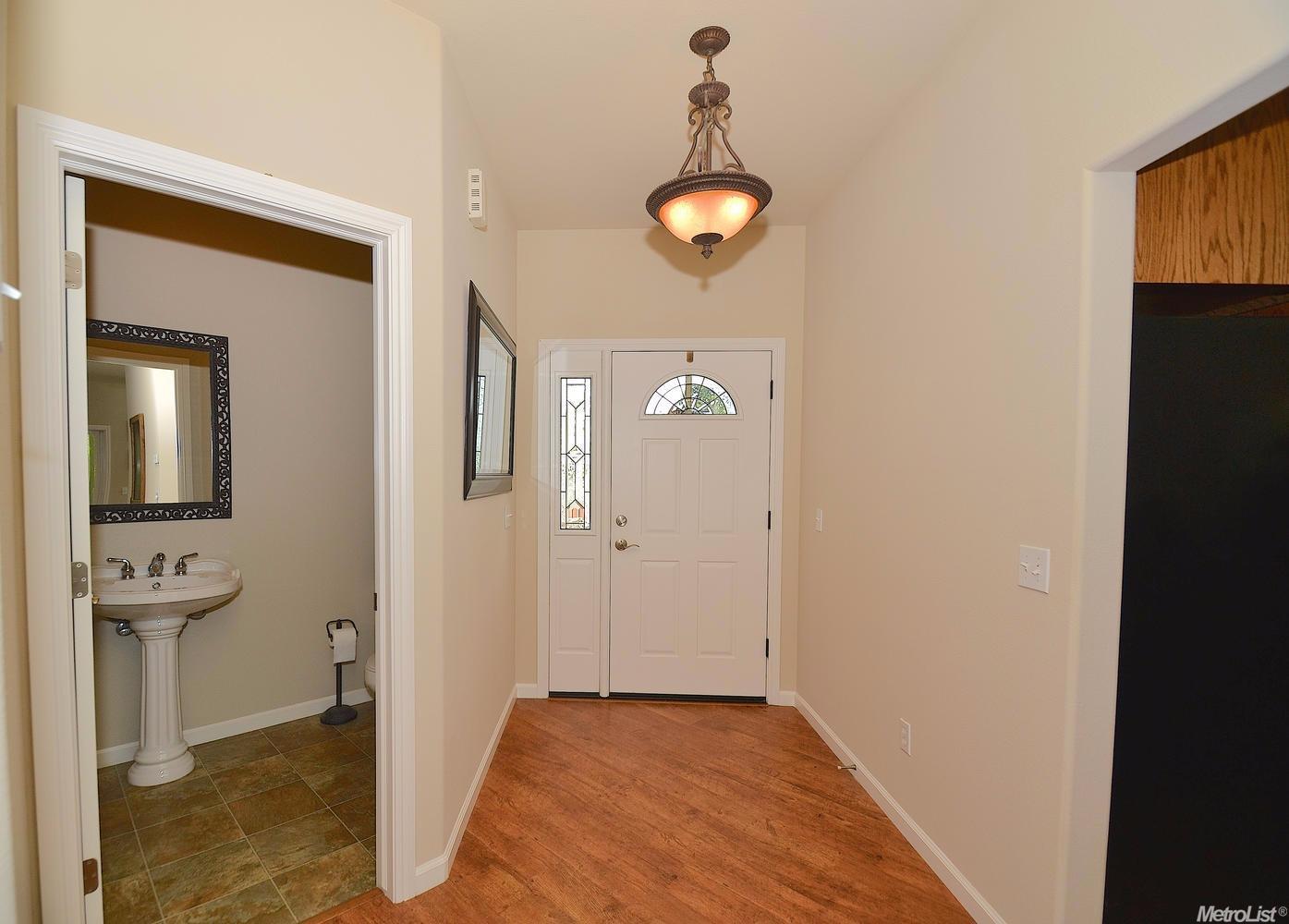 420 Hoffman St, Jackson, CA 95642 photo 5
