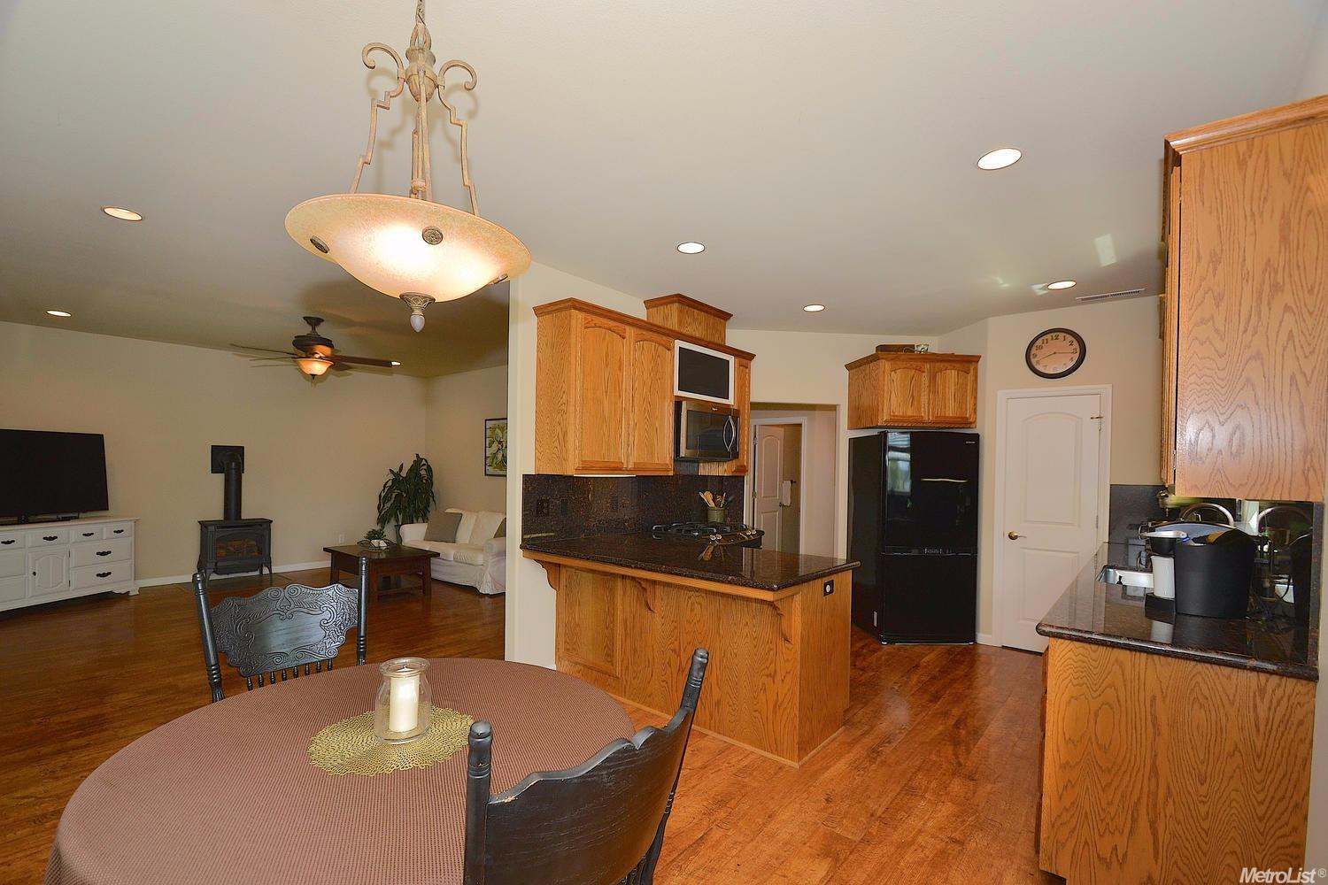 420 Hoffman St, Jackson, CA 95642 photo 8