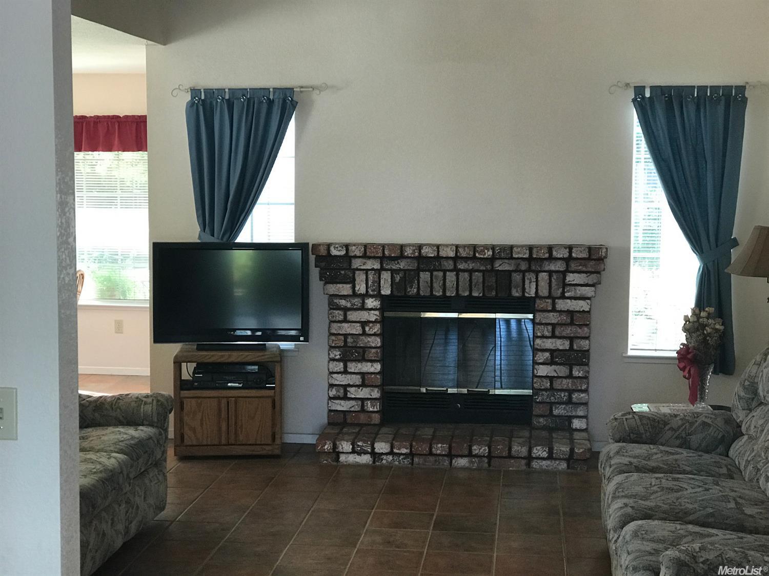 402 Columbia Way, Winters, CA 95694 photo 8