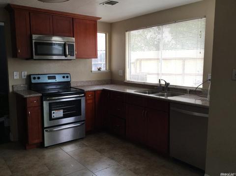 420 Northgate Ct, Tracy, CA 95376 photo 6