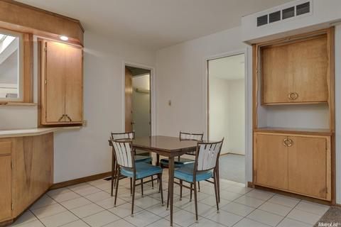 654 Elmwood Dr, Davis, CA 95616 photo 20