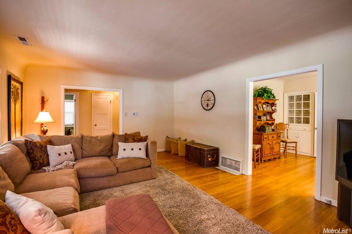 420 Myrtle Ave, Modesto, CA 95350 photo 5