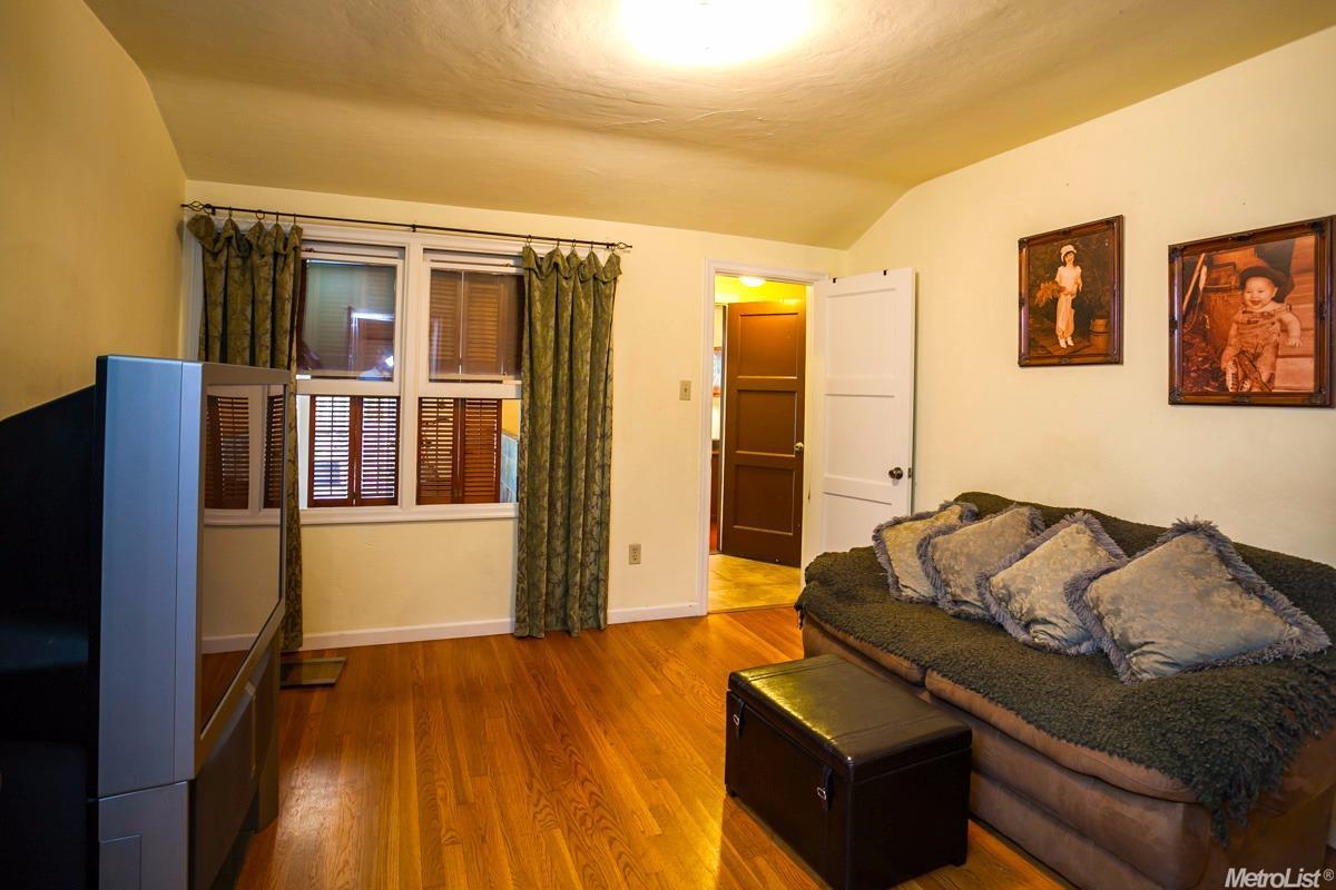 420 Myrtle Ave, Modesto, CA 95350 photo 14