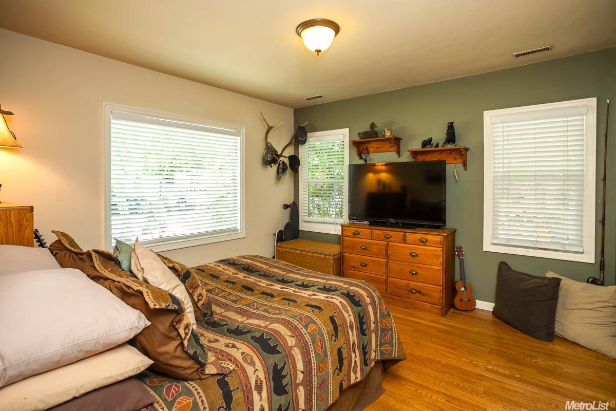 420 Myrtle Ave, Modesto, CA 95350 photo 13