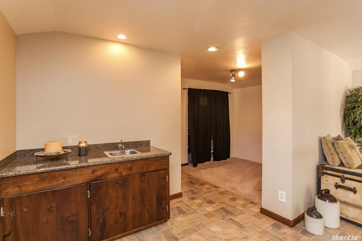 420 Myrtle Ave, Modesto, CA 95350 photo 18