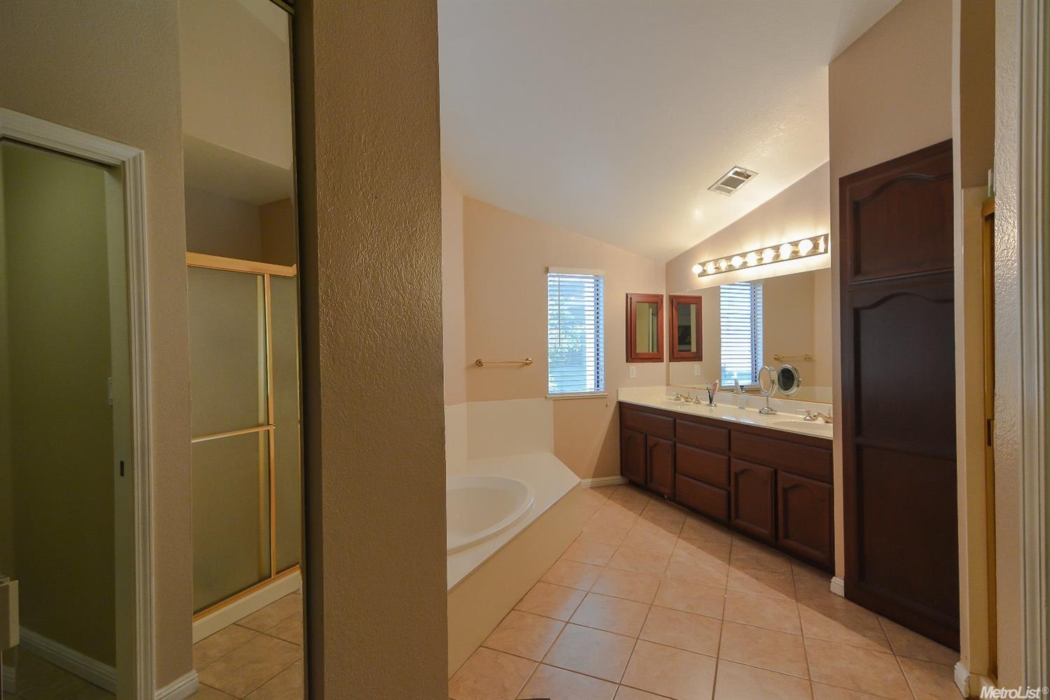 355 Lopez Ln, Tracy, CA 95376 photo 26