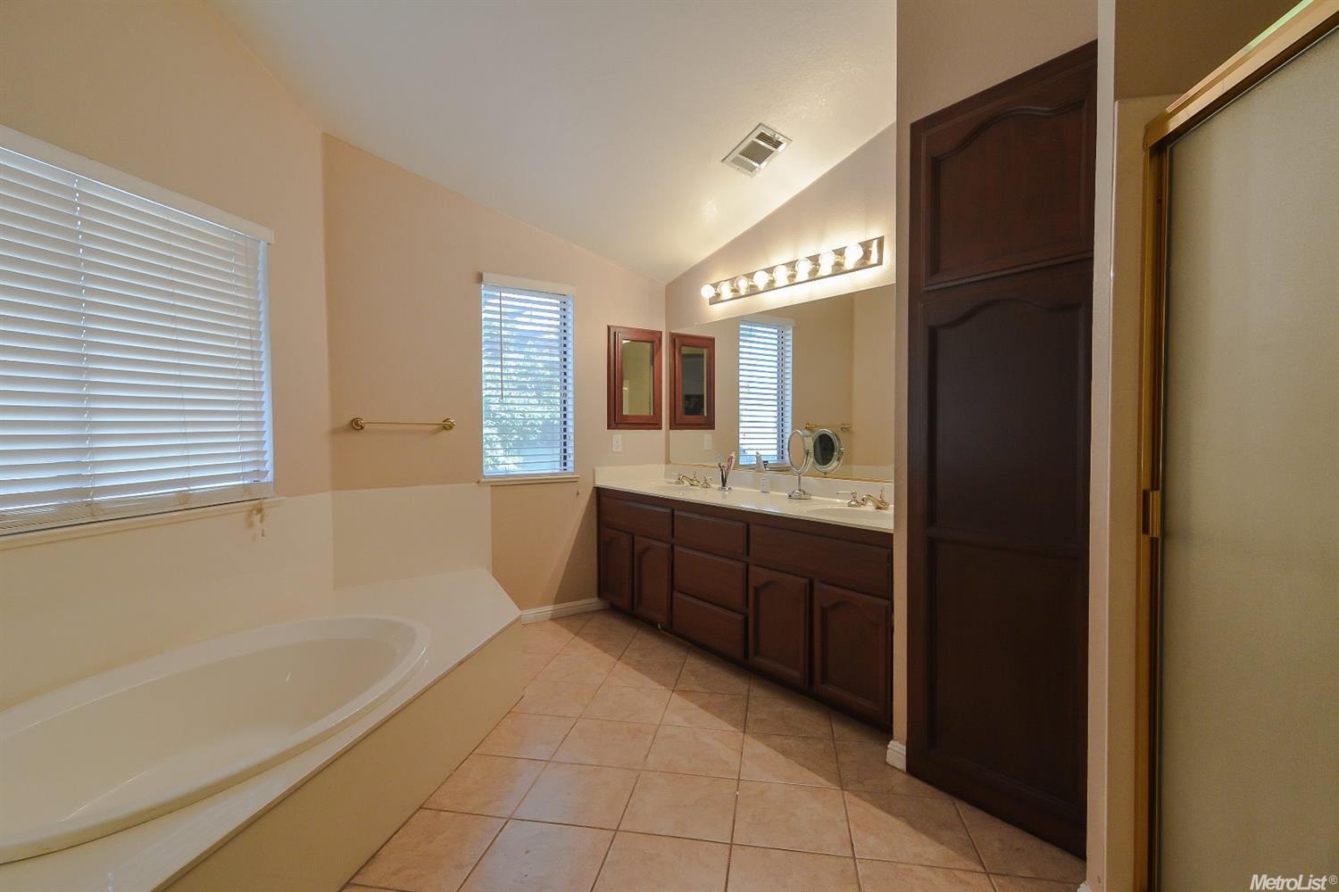 355 Lopez Ln, Tracy, CA 95376 photo 28