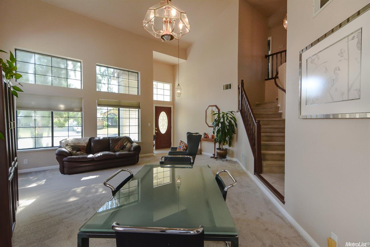 355 Lopez Ln, Tracy, CA 95376 photo 9