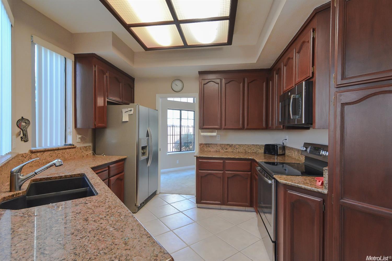 355 Lopez Ln, Tracy, CA 95376 photo 17