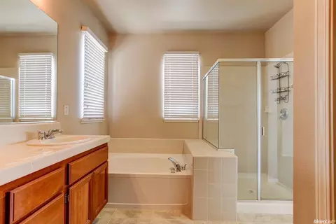 930 Courtyards Loop, Lincoln, CA 95648 photo 33