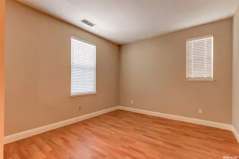 930 Courtyards Loop, Lincoln, CA 95648 photo 16
