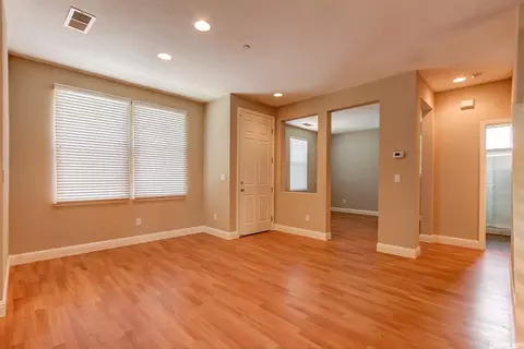 930 Courtyards Loop, Lincoln, CA 95648 photo 4